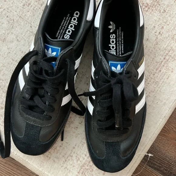 Adidas Samba Black and White Men's Shoes - Picture 3 of 4